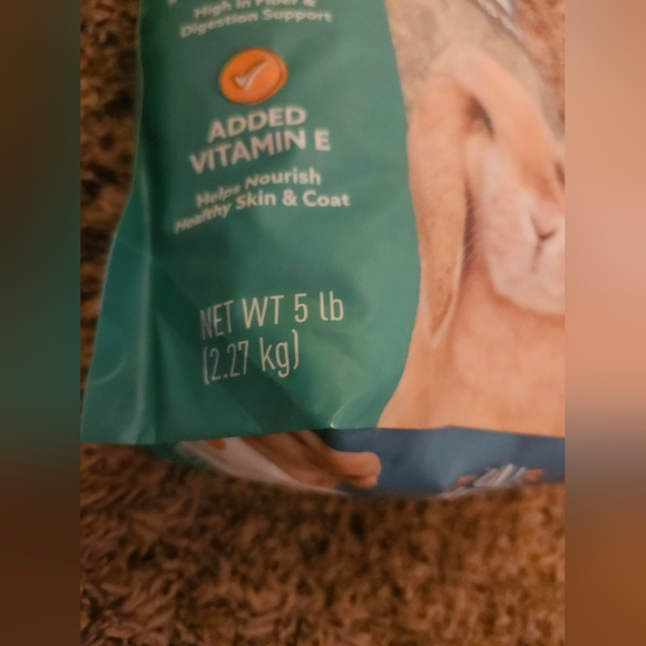 Full Cheeks Rabbitt Pellet Food - Picture 2 of 3